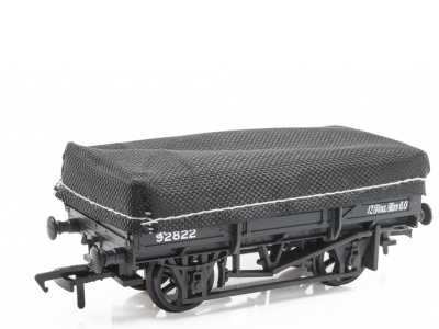 BACHMANN 33-088C CHINA CLAY WAGON GWR GREY WITH TARPAULIN COVER