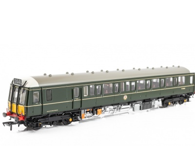 BACHMANN 35-528 CLASS 121 SINGLE CAR DMU BR GREEN (SMALL YELLOW PANELS)