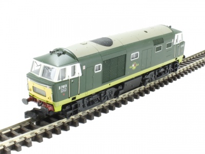 Dapol 2S-018-003 Hymek D7013 Two Tone Green