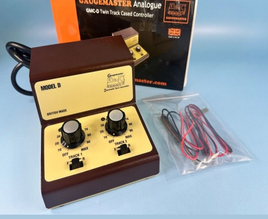 GAUGEMASTER GMC-D TWIN TRACK CASED CONTROLLER