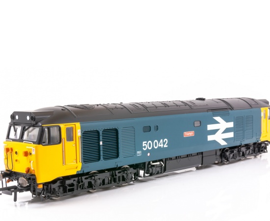 HORNBY R30154 CLASS 50 BR TRIUMPH 50042