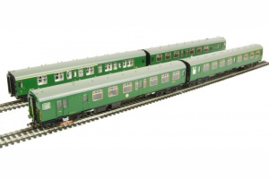 Bachmann 31-426 4CEP EMU 7126 late SR Multiple unit green