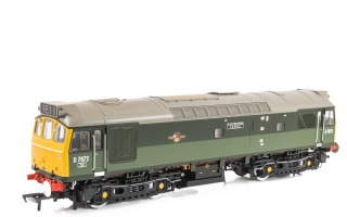 BACHMANN 32-334 CLASS 25/3 D7672 'TAMWORTH CASTLE@ BR TWO TONE GREEN (FULL YELLOW ENDS)