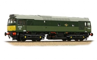 BACHMANN 32-341 CLASS 25/2 D5282 BR TWO TONE GREEN (SMALL YELLOW PANELS)