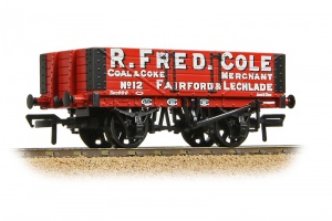 BACHMANN 37-060A 5 PLANK WAGON WOODEN FLOOR R. FRED. COLE COAL & COKE MERCHANT RED