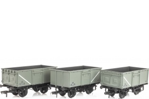 BACHMANN 37-265 SET OF BR 16 TON STEEL MINERAL WAGONS BR GERY WITH LOADS