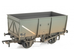 BACHMANN 37-450D 16 TON SLOPE-SIDED MINERAL WAGON BSC GREY WITH LOAD