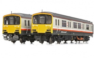 CLASS 150/1 2-CAR DMU 150133 BR GMPTE