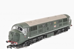 EFE RAIL E84527 CLASS 41 WARSHIP COSSACK D604 GREEN DISC HEADCODE