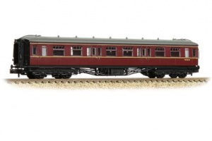 GRAHAM FARISH 374-537A GWR HAWKSWORTH SECOND CORRIDOR BR MAROON